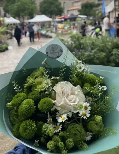 bouquet champetre rose blanche camomille artisan fleuriste poitiers