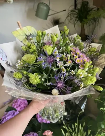 bouquet fleurs sauvages bleuet lisianthus fleuriste local poitiers